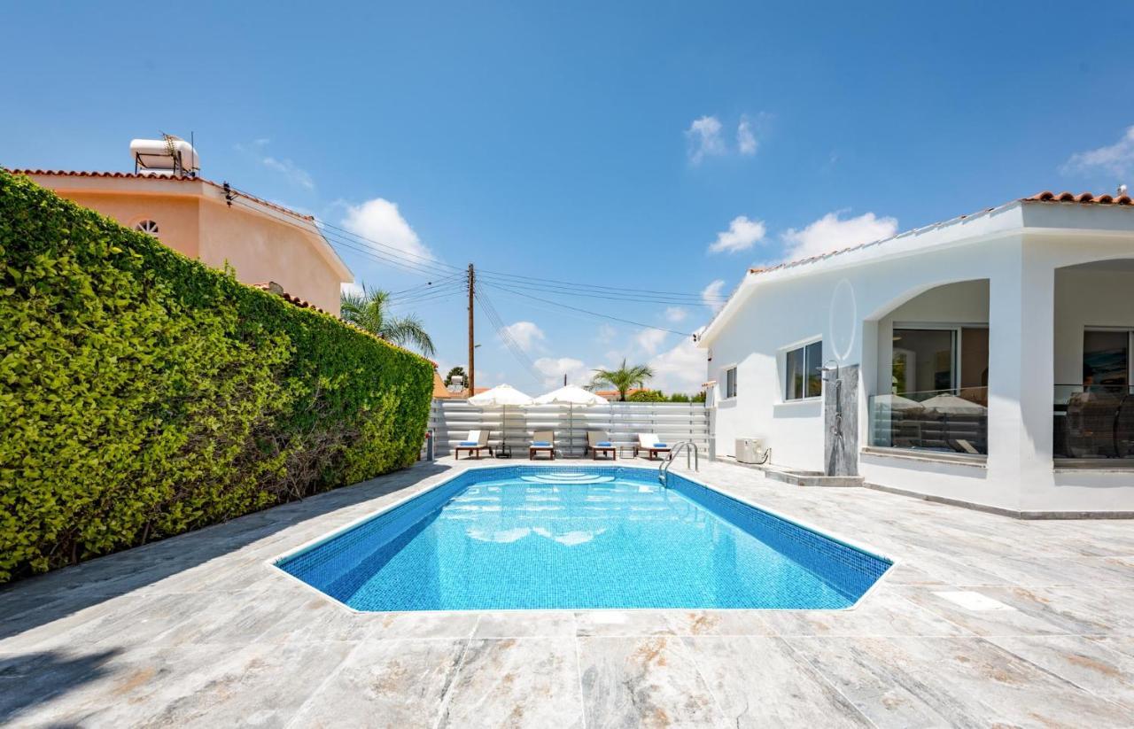Bungalow Mikaella By Ezoria Villas Coral Bay Exteriér fotografie