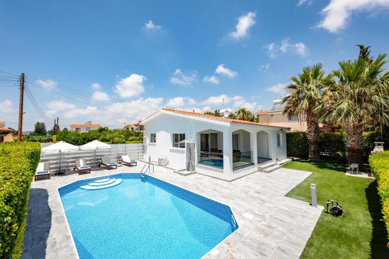 Bungalow Mikaella By Ezoria Villas Coral Bay Exteriér fotografie