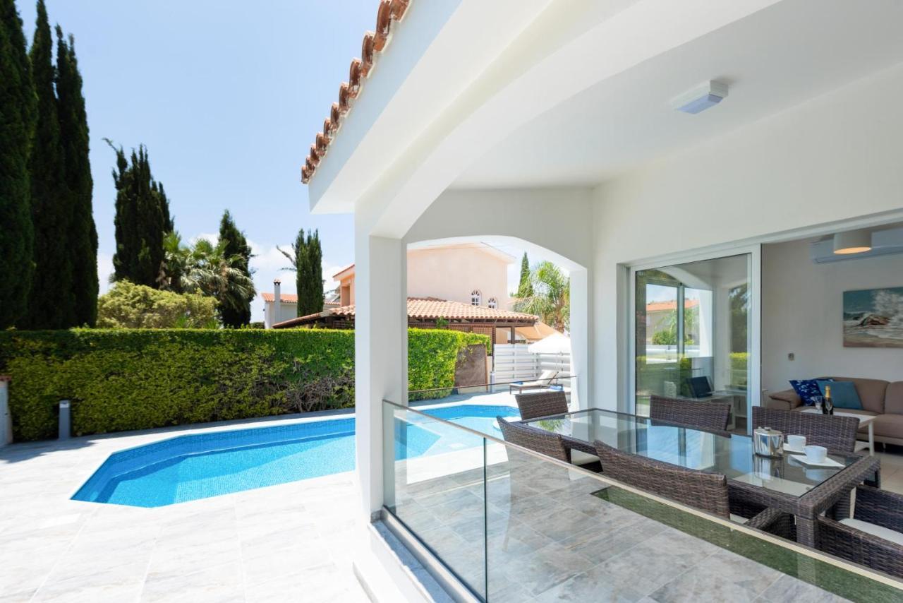 Bungalow Mikaella By Ezoria Villas Coral Bay Exteriér fotografie