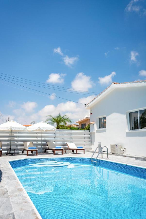 Bungalow Mikaella By Ezoria Villas Coral Bay Exteriér fotografie