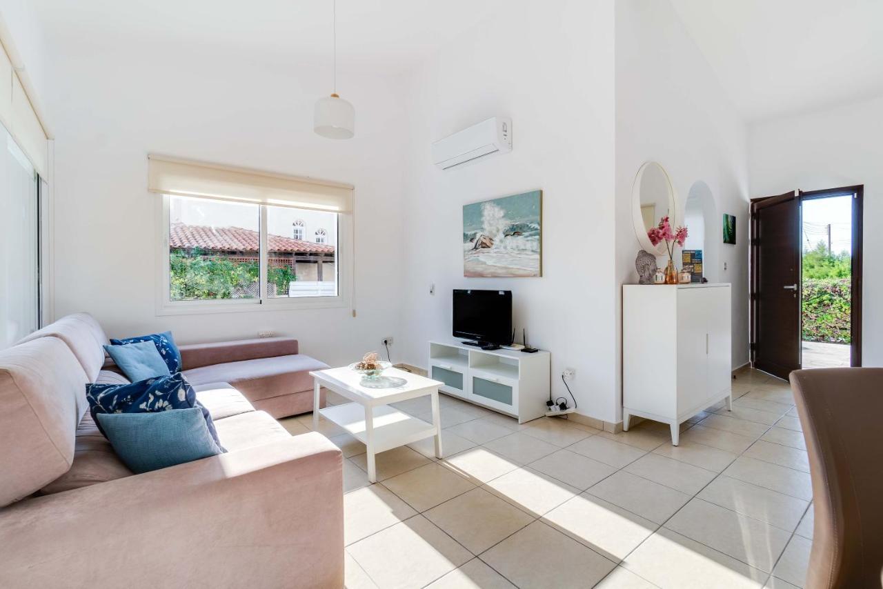 Bungalow Mikaella By Ezoria Villas Coral Bay Exteriér fotografie